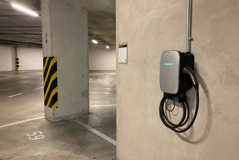 Wallbox w garażu podziemnym w Rzeszowie Wallbox w garażu podziemnym w Rzeszowie